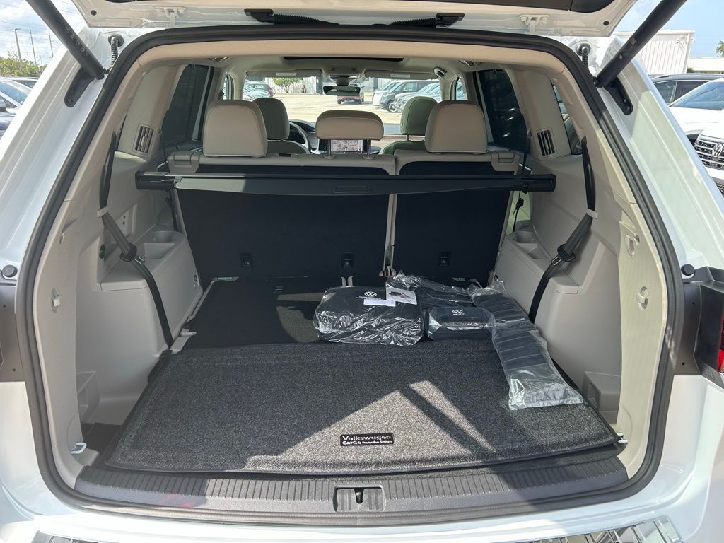 2025 Volkswagen Atlas 2.0T SEL Premium R-Line Tampa FL