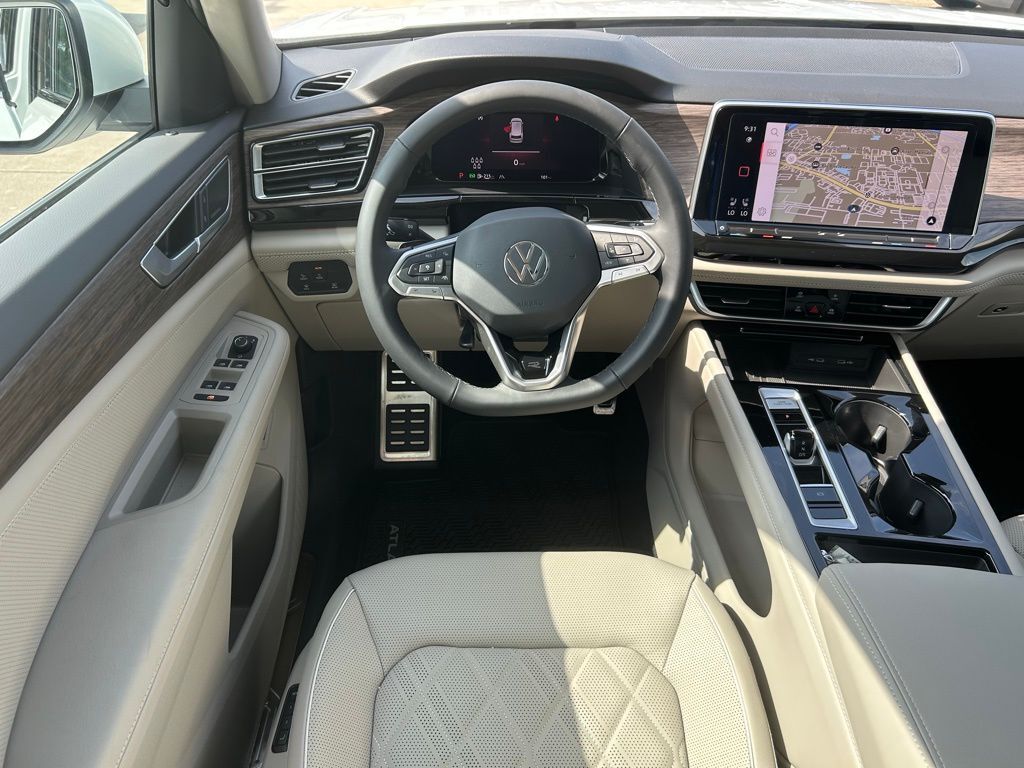 2025 Volkswagen Atlas 2.0T SEL Premium R-Line Tampa FL