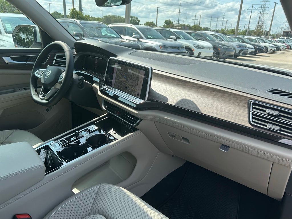 2025 Volkswagen Atlas 2.0T SEL Premium R-Line Tampa FL
