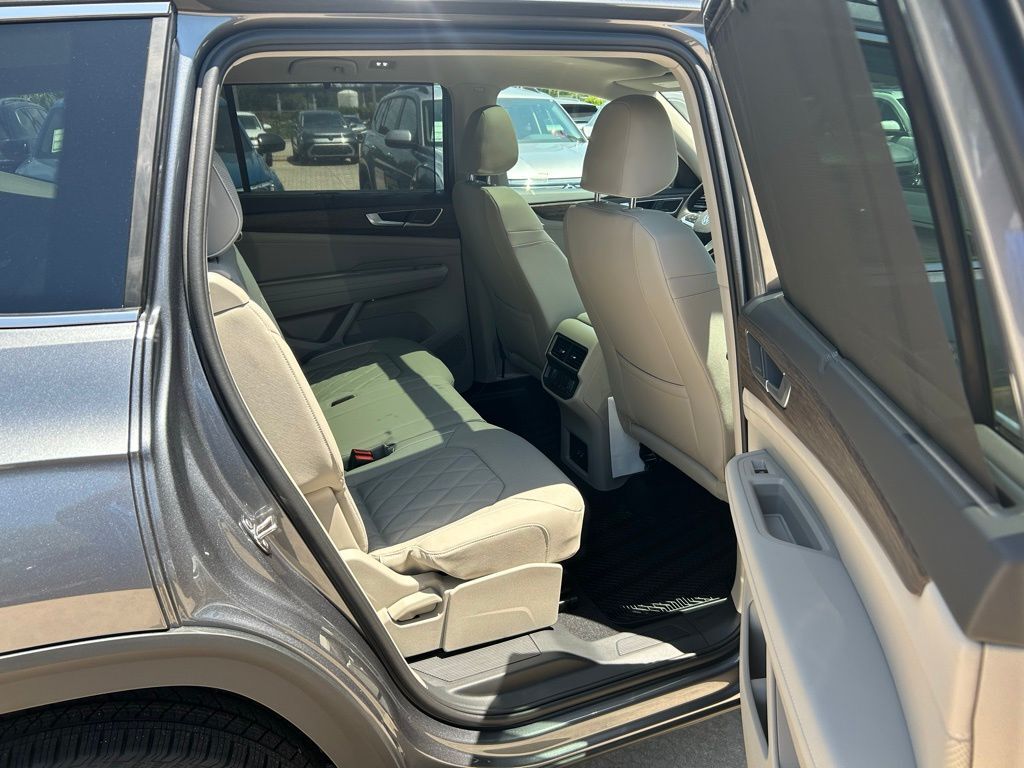 2025 Volkswagen Atlas 2.0T SEL Premium R-Line Tampa FL