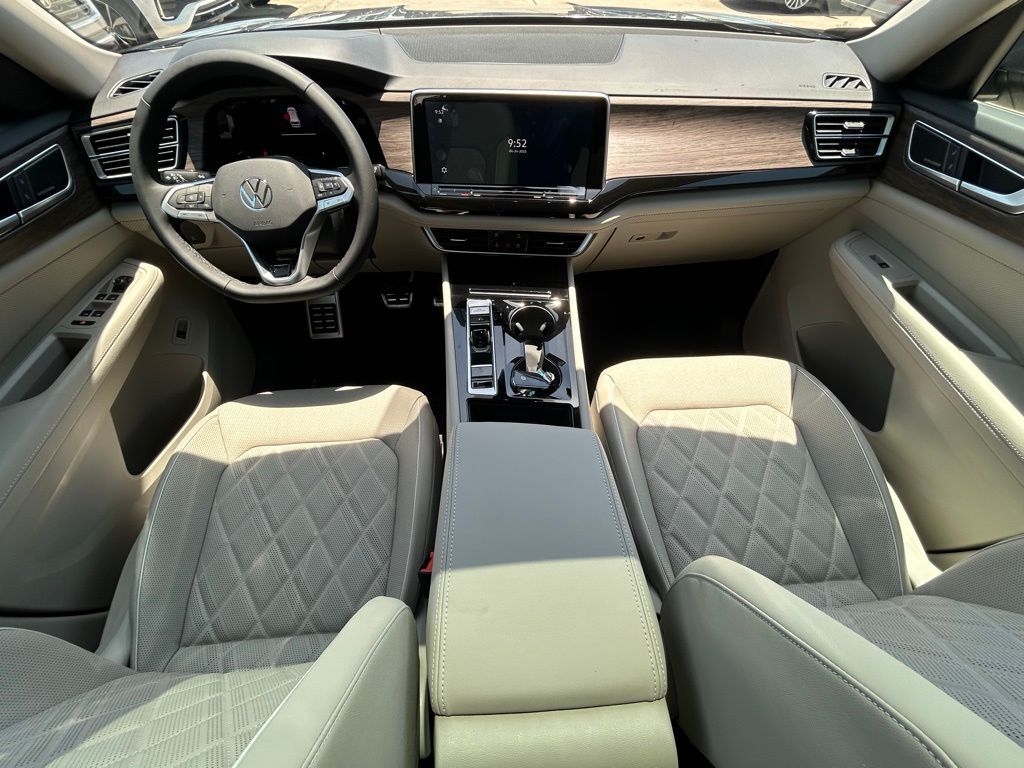 2025 Volkswagen Atlas 2.0T SEL Premium R-Line Tampa FL