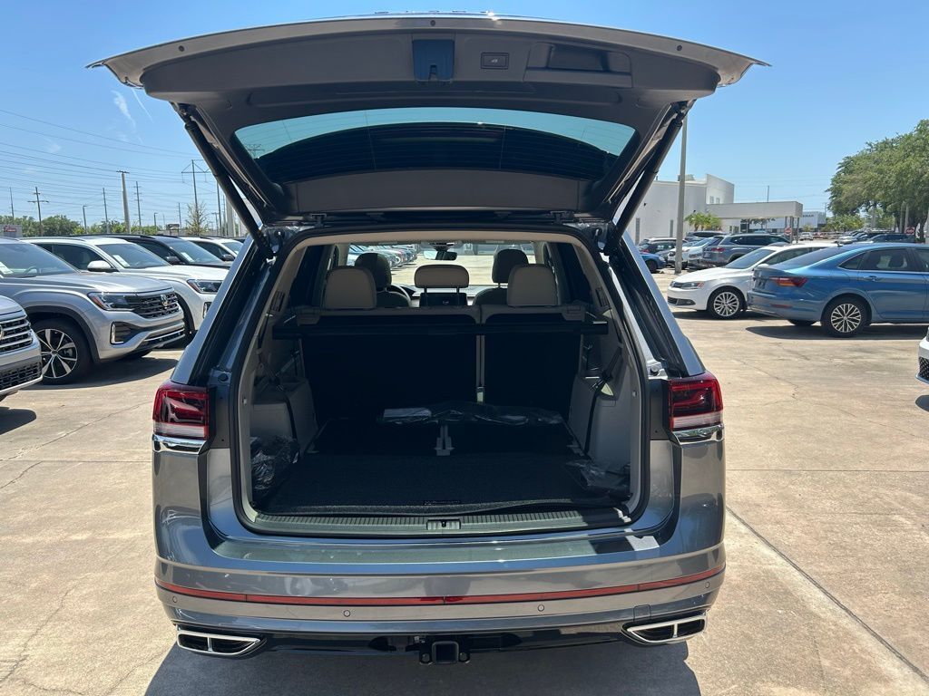 2025 Volkswagen Atlas 2.0T SEL Premium R-Line Tampa FL