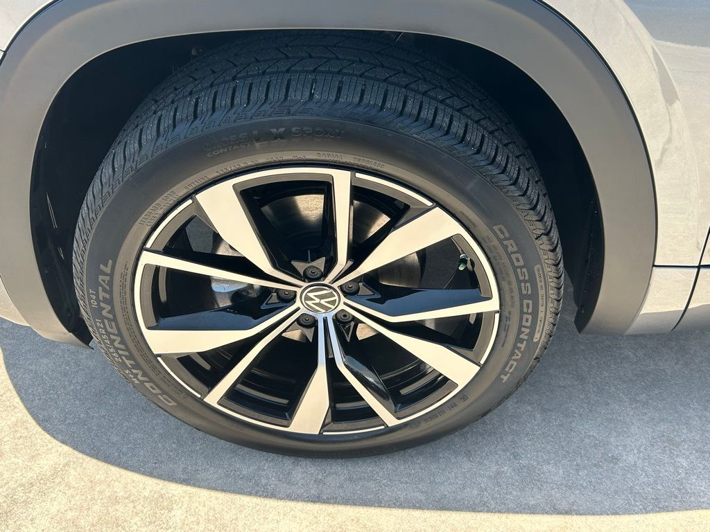 2025 Volkswagen Atlas 2.0T SEL Premium R-Line Tampa FL
