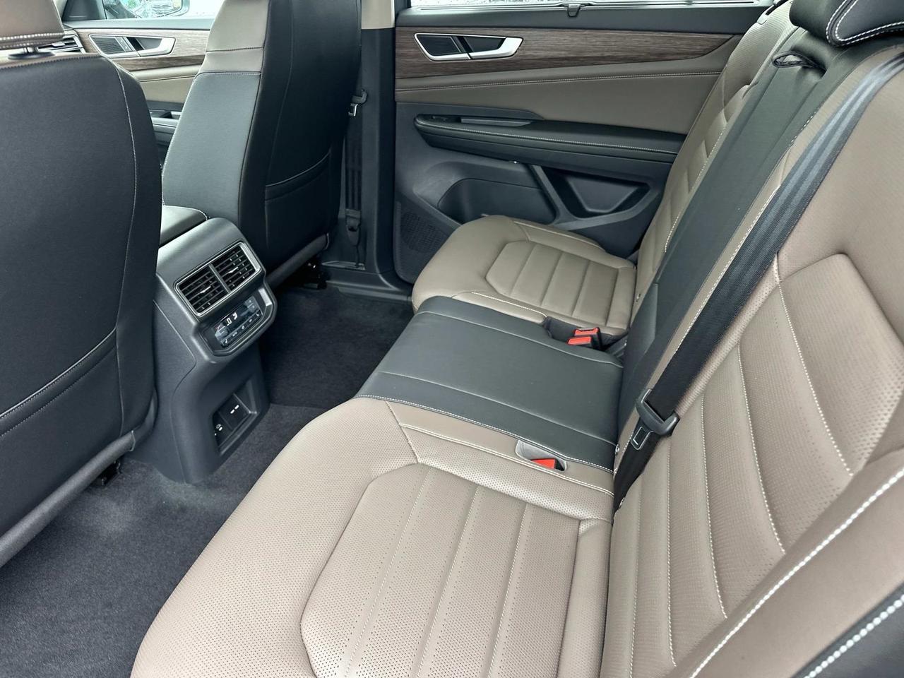 2025 Volkswagen Atlas 2.0T SEL Woodbridge VA