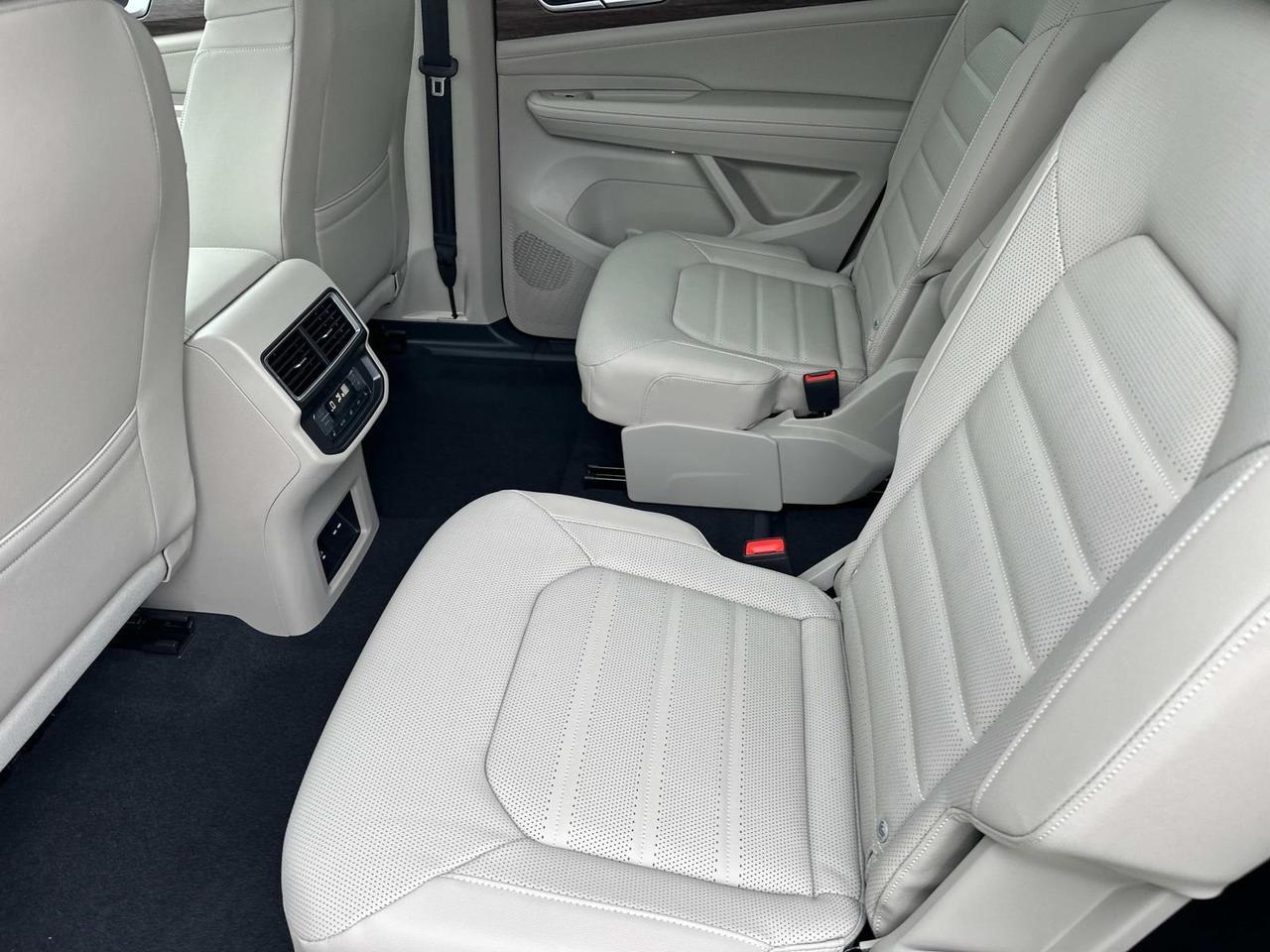 2025 Volkswagen Atlas 2.0T SEL Woodbridge VA