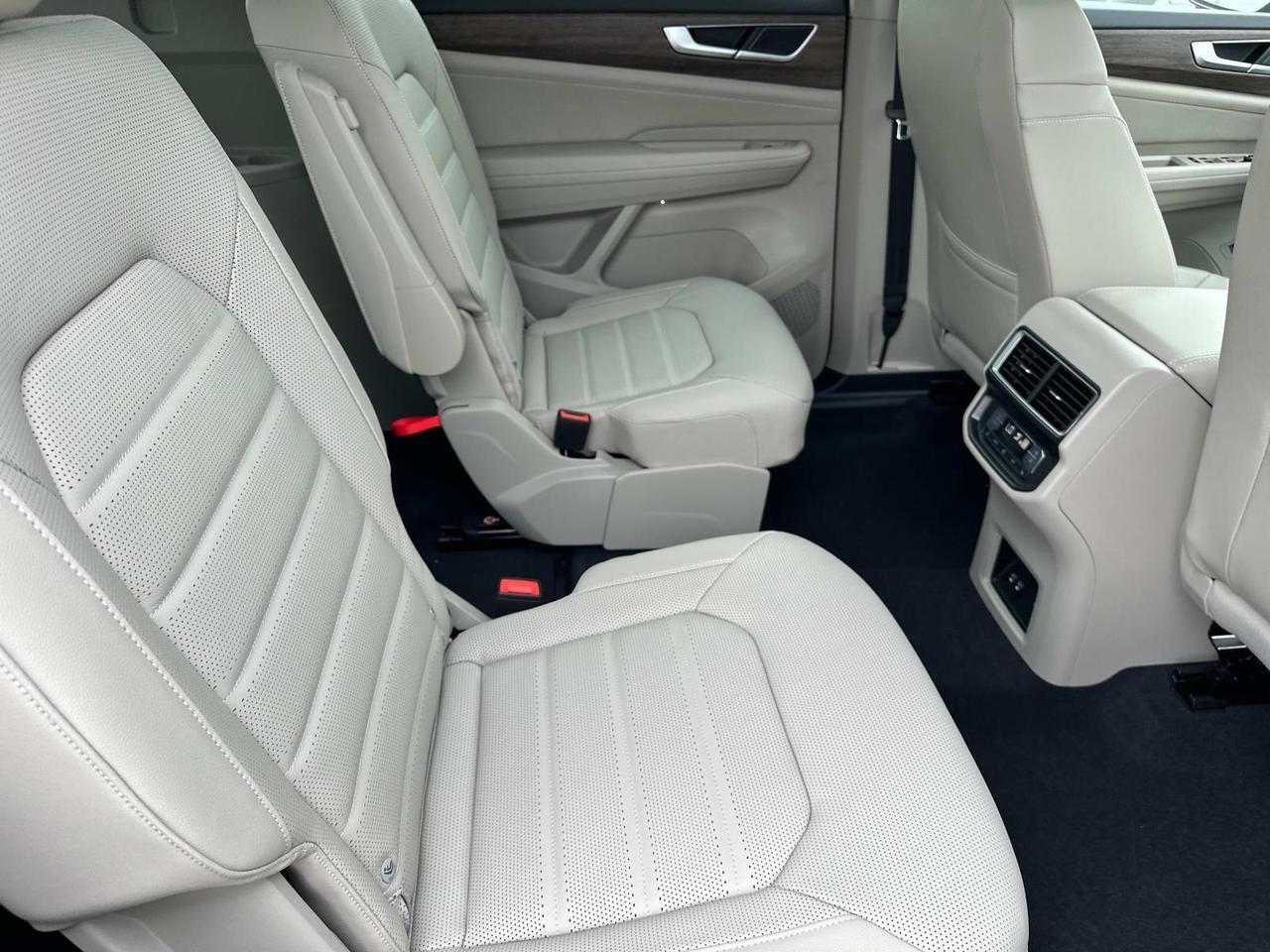 2025 Volkswagen Atlas 2.0T SEL Woodbridge VA