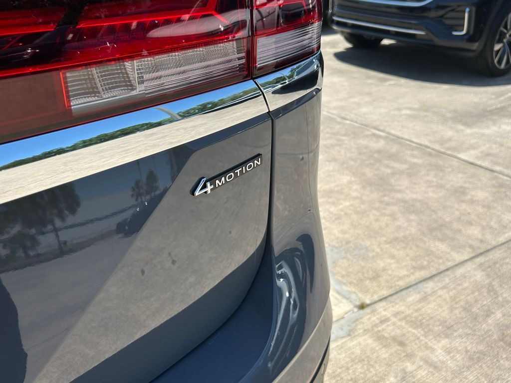 2025 Volkswagen Atlas 2.0T SEL Tampa FL