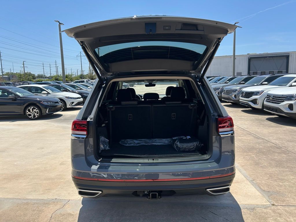 2025 Volkswagen Atlas 2.0T SEL Tampa FL
