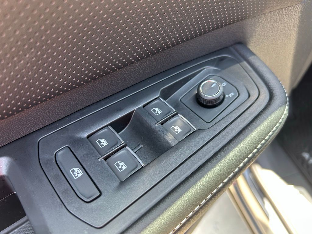 2025 Volkswagen Atlas 2.0T SEL Tampa FL