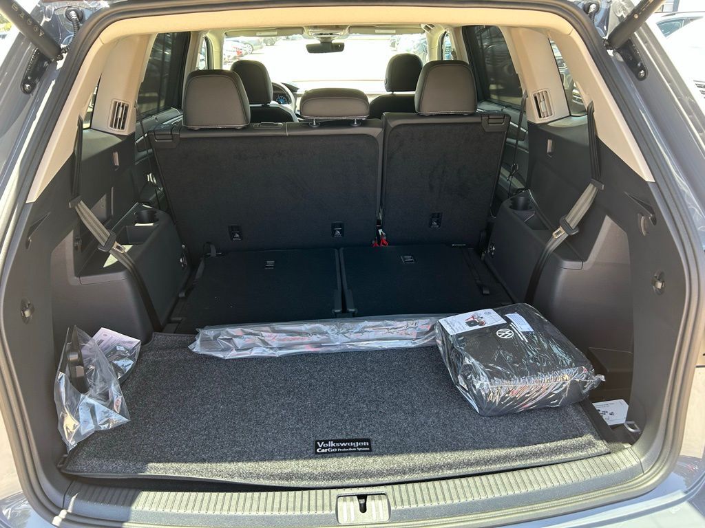 2025 Volkswagen Atlas 2.0T SEL Tampa FL