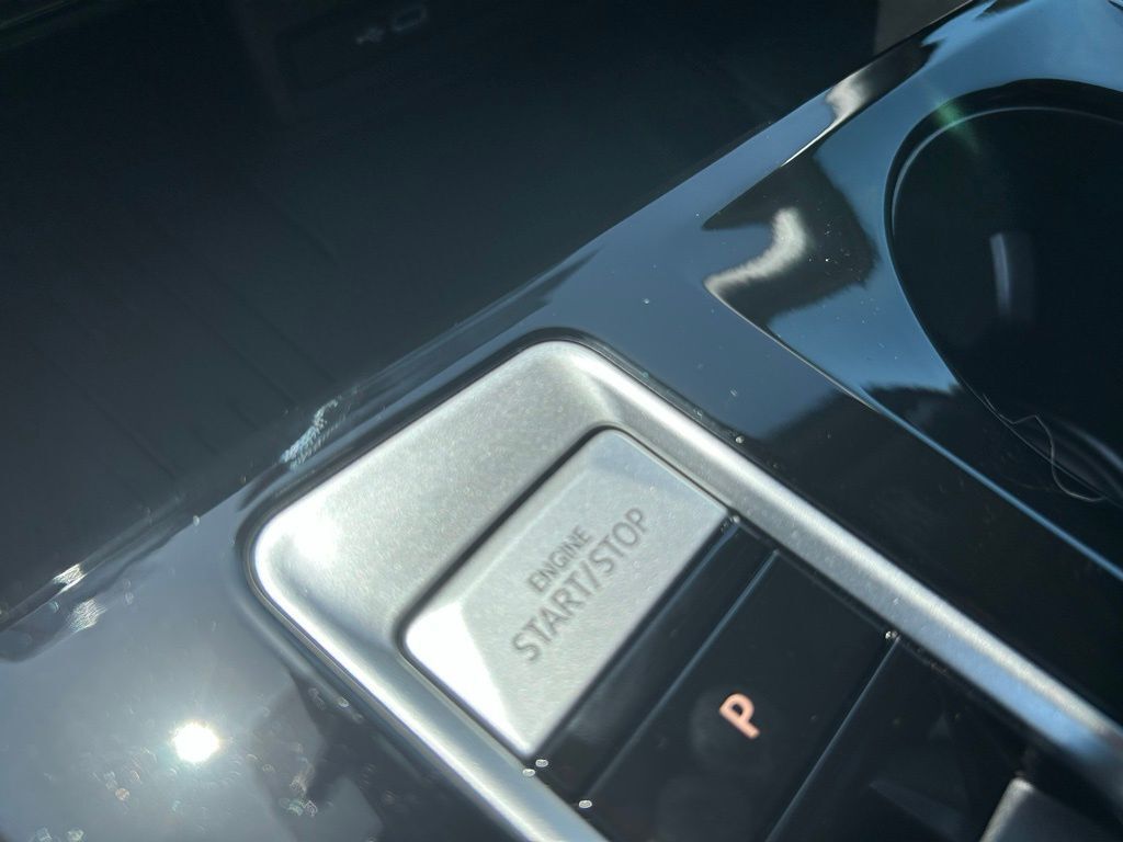 2025 Volkswagen Atlas 2.0T SEL Tampa FL