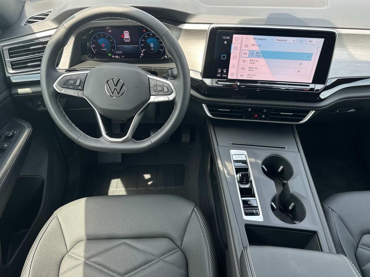 2025 Volkswagen Atlas Cross Sport 2.0T SE Woodbridge VA