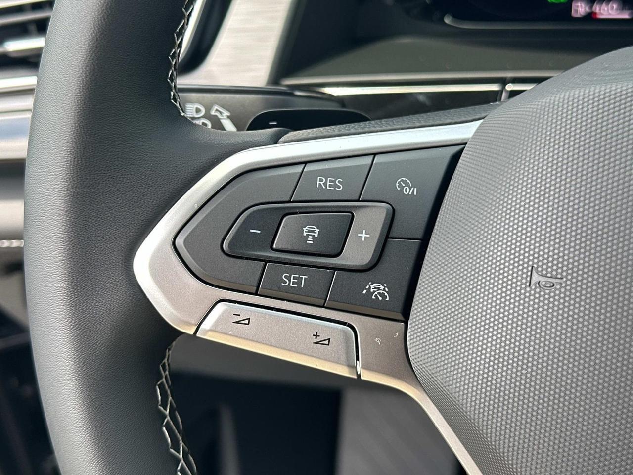 2025 Volkswagen Atlas Cross Sport 2.0T SE Woodbridge VA