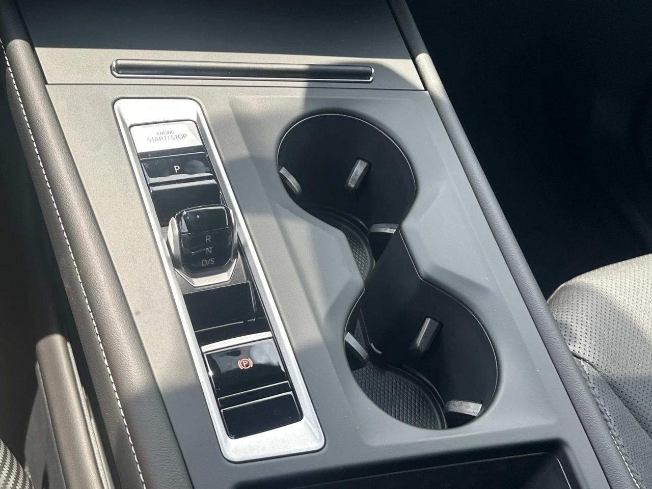 2025 Volkswagen Atlas Cross Sport 2.0T SE Woodbridge VA