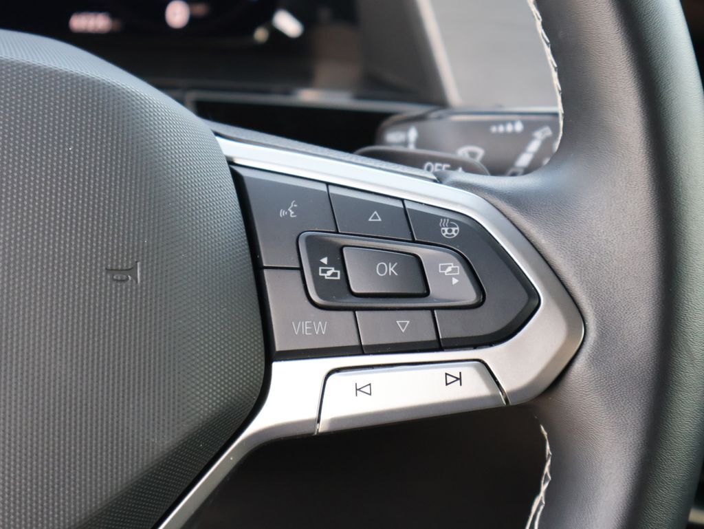 2025 Volkswagen Atlas Cross Sport 2.0T SE w/Technology San Clemente CA