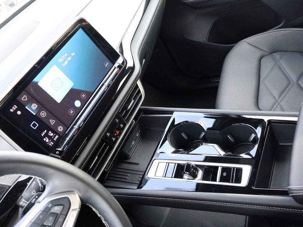 2025 Volkswagen Atlas Cross Sport 2.0T SE w/Technology San Clemente CA