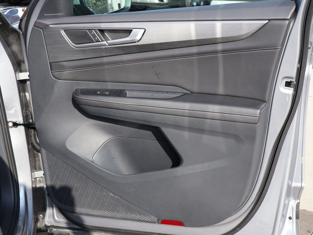 2025 Volkswagen Atlas Cross Sport 2.0T SE w/Technology San Clemente CA