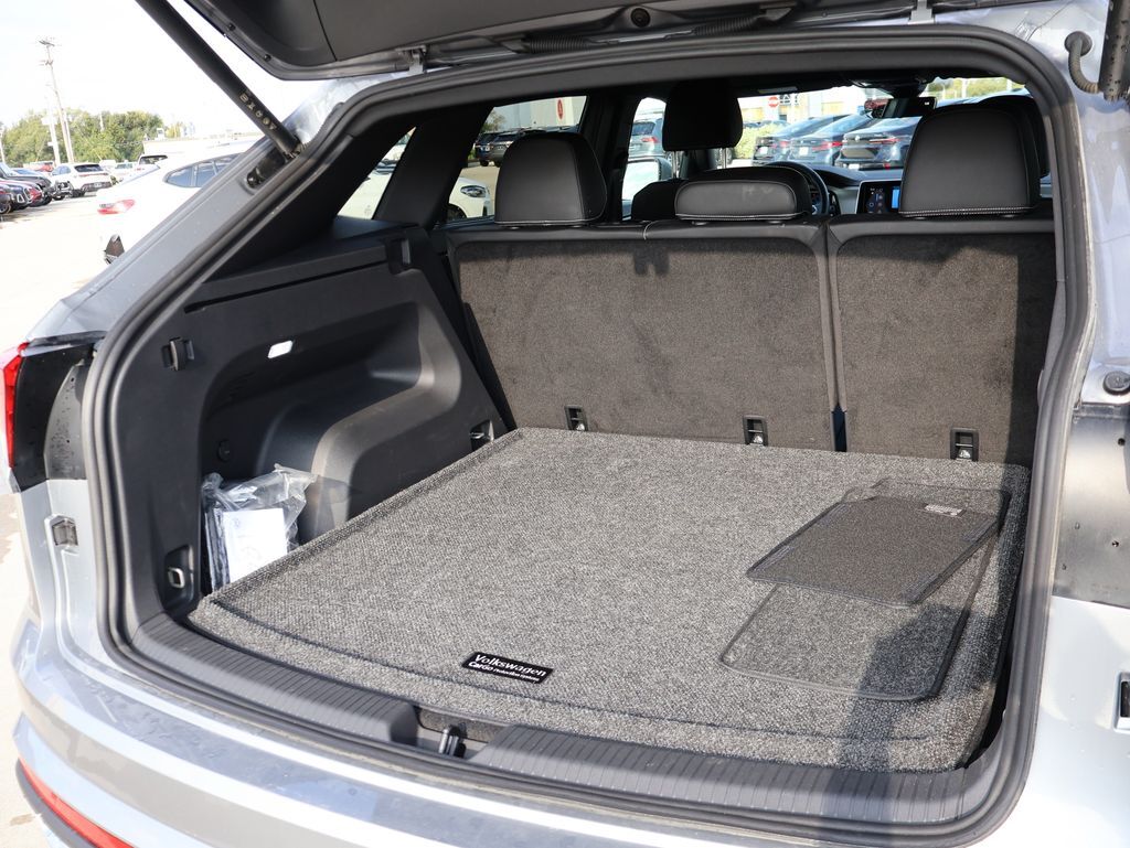 2025 Volkswagen Atlas Cross Sport 2.0T SE w/Technology San Clemente CA