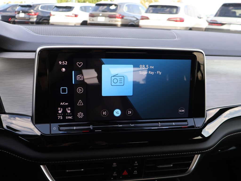 2025 Volkswagen Atlas Cross Sport 2.0T SE w/Technology San Clemente CA