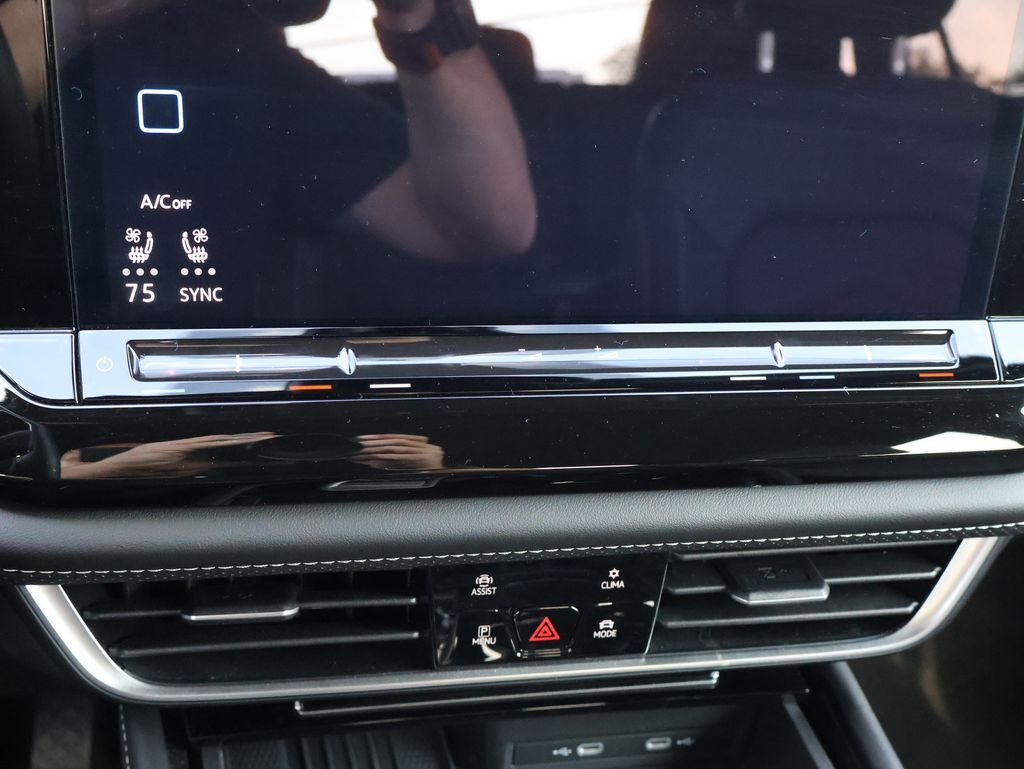 2025 Volkswagen Atlas Cross Sport 2.0T SE w/Technology San Clemente CA