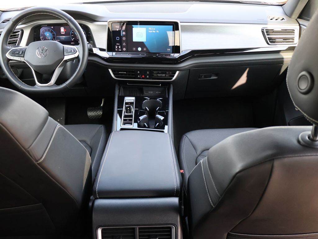 2025 Volkswagen Atlas Cross Sport 2.0T SE w/Technology San Clemente CA
