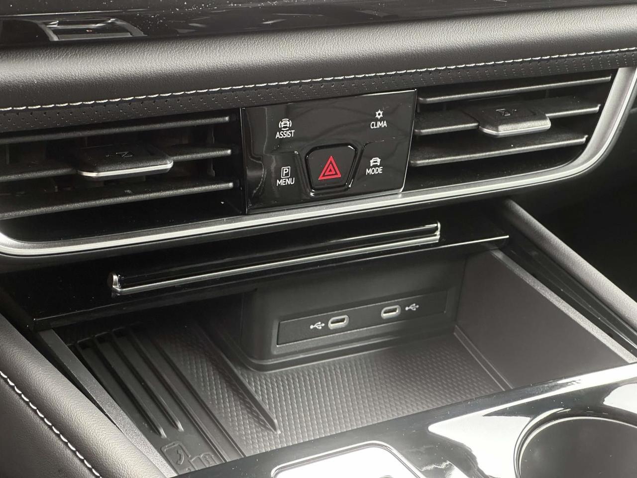 2025 Volkswagen Atlas Cross Sport 2.0T SE w/Technology Woodbridge VA