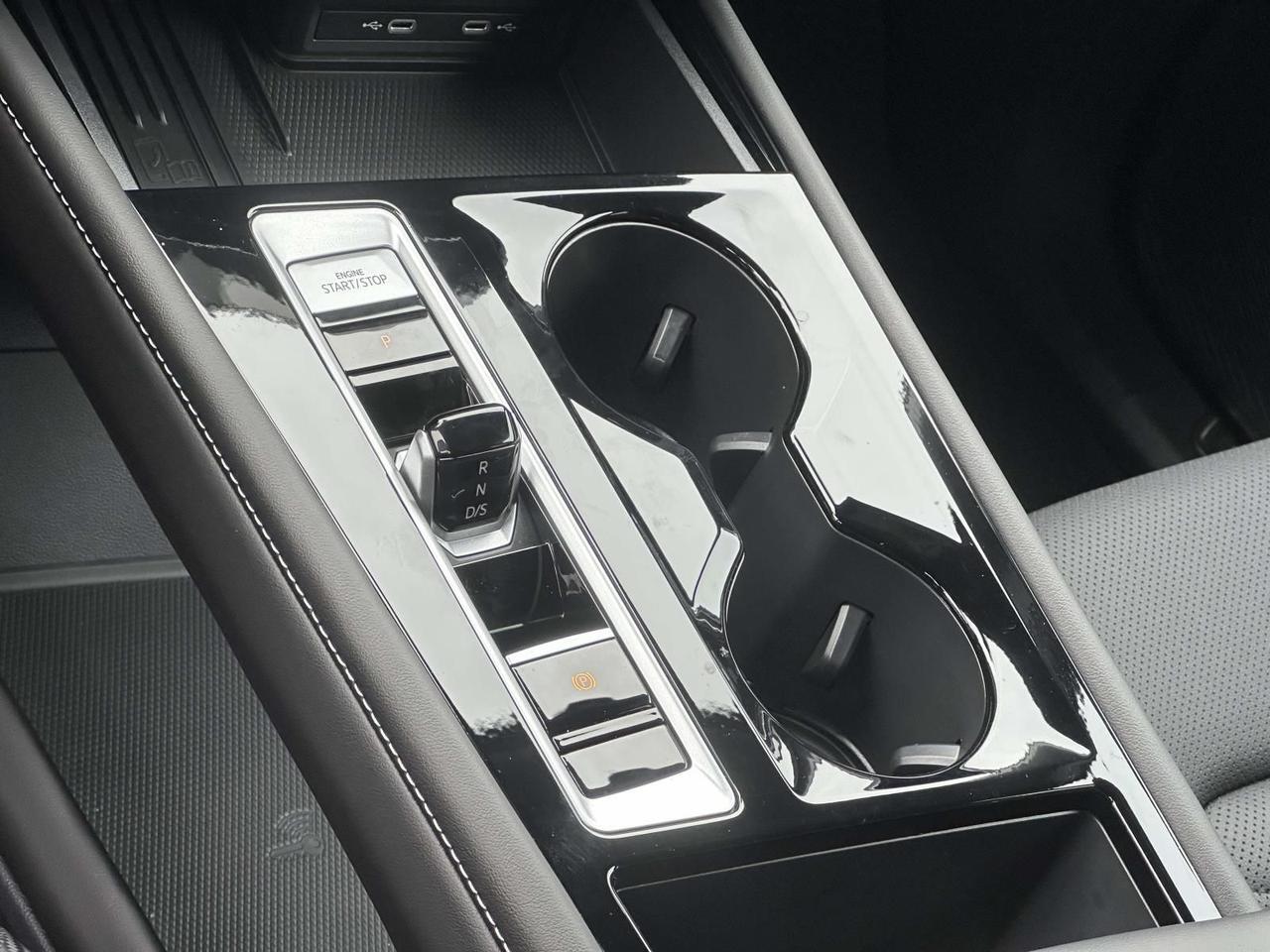 2025 Volkswagen Atlas Cross Sport 2.0T SE w/Technology Woodbridge VA