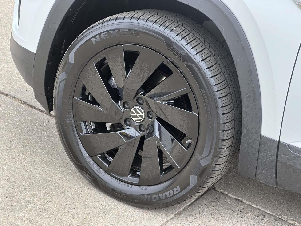 2025 Volkswagen Atlas Cross Sport 2.0T SE w/Technology Woodbridge VA