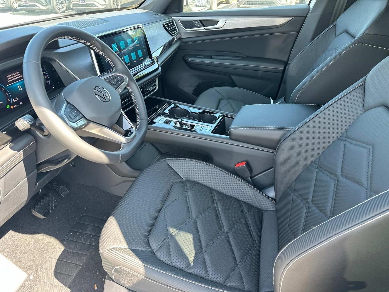 2025 Volkswagen Atlas Cross Sport 2.0T SE w/Technology Woodbridge VA