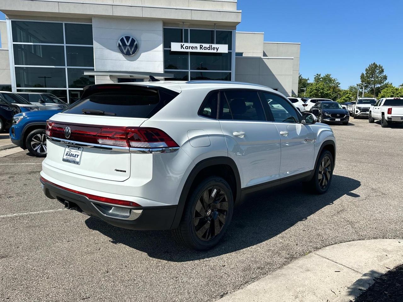 2025 Volkswagen Atlas Cross Sport 2.0T SE w/Technology Woodbridge VA