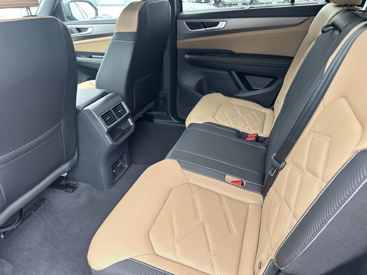 2025 Volkswagen Atlas Cross Sport 2.0T SE w/Technology Woodbridge VA