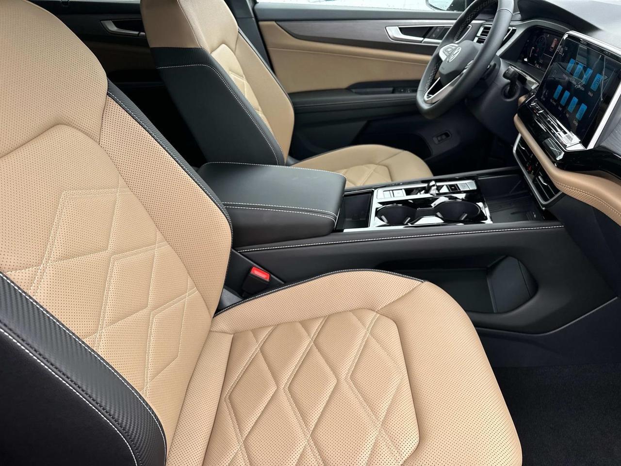 2025 Volkswagen Atlas Cross Sport 2.0T SE w/Technology Woodbridge VA
