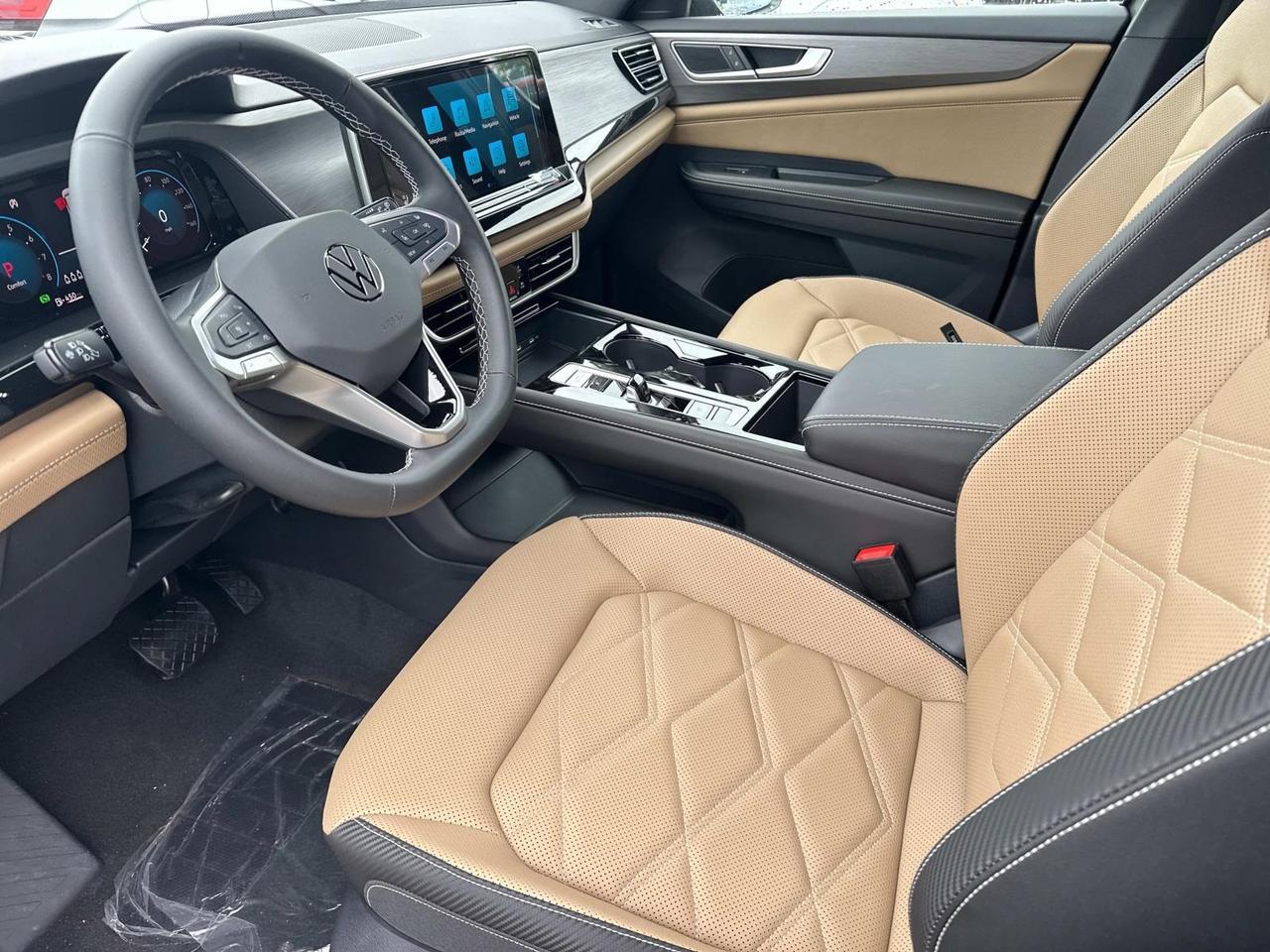 2025 Volkswagen Atlas Cross Sport 2.0T SE w/Technology Woodbridge VA