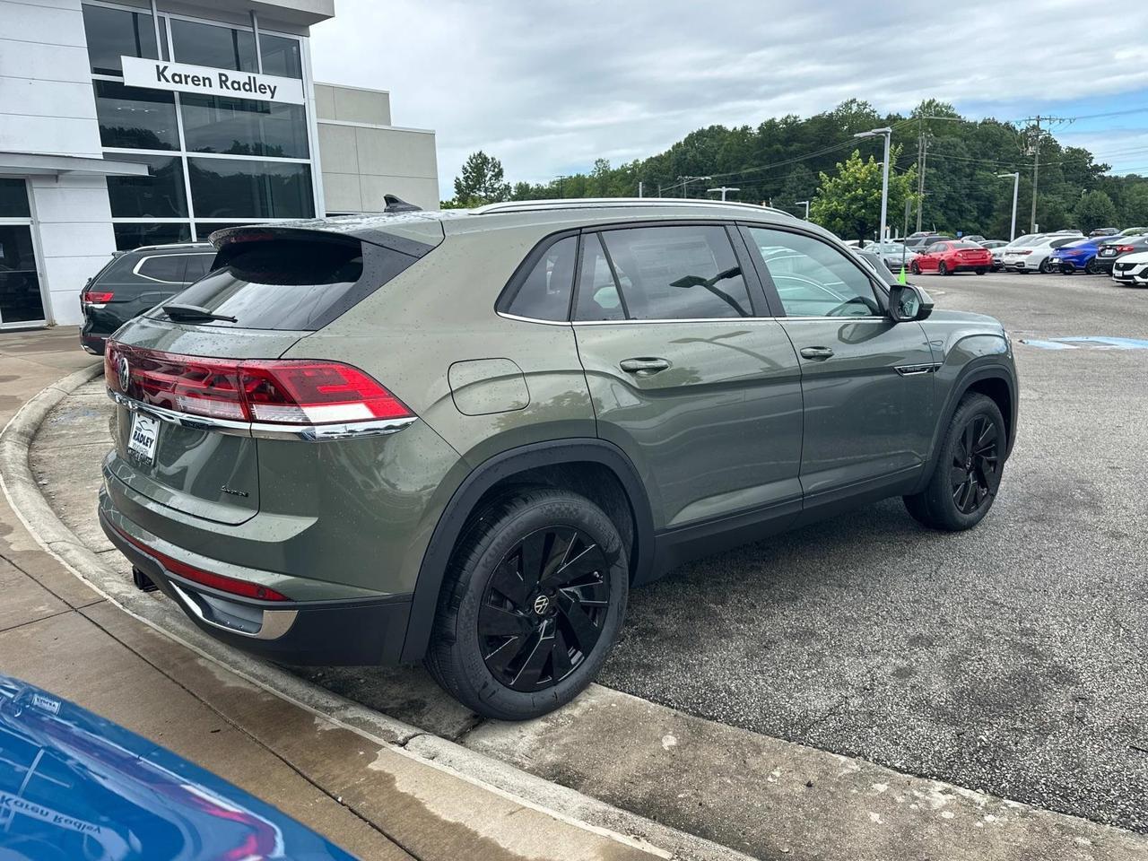 2025 Volkswagen Atlas Cross Sport 2.0T SE w/Technology Woodbridge VA