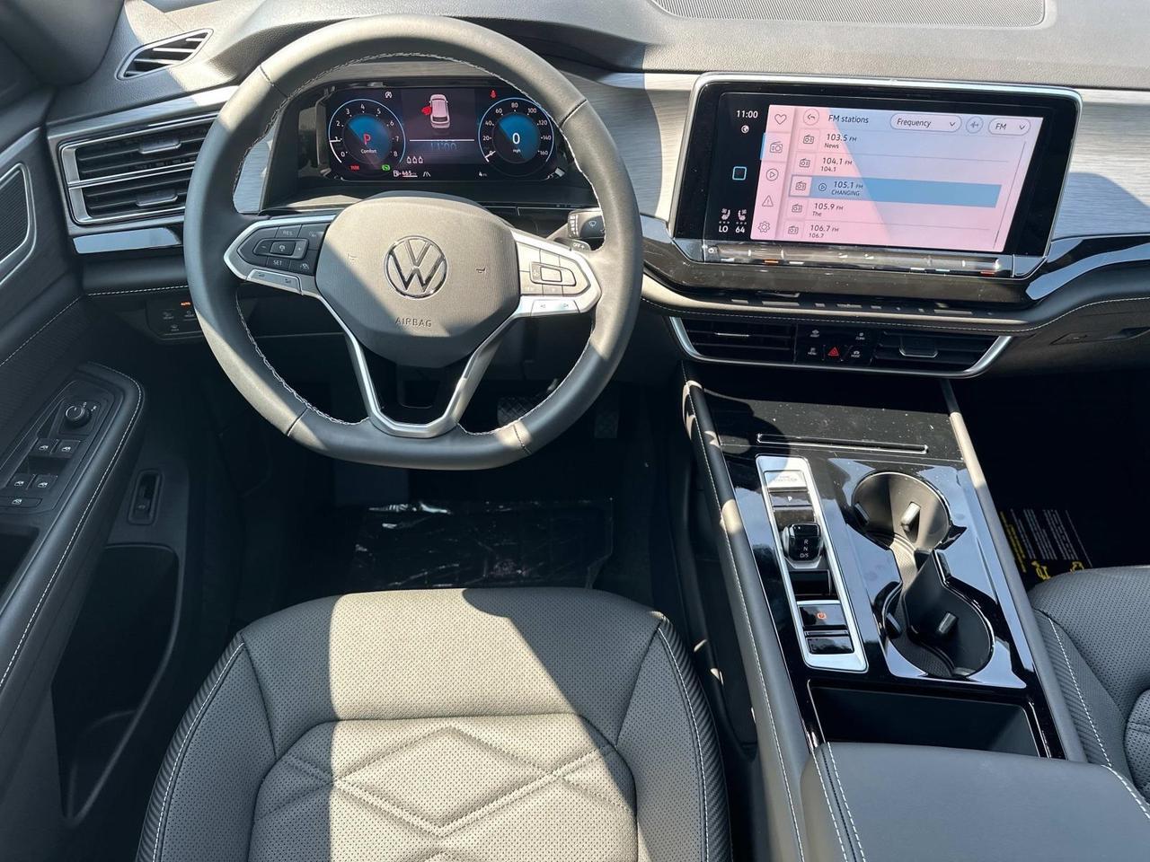 2025 Volkswagen Atlas Cross Sport 2.0T SE w/Technology Woodbridge VA