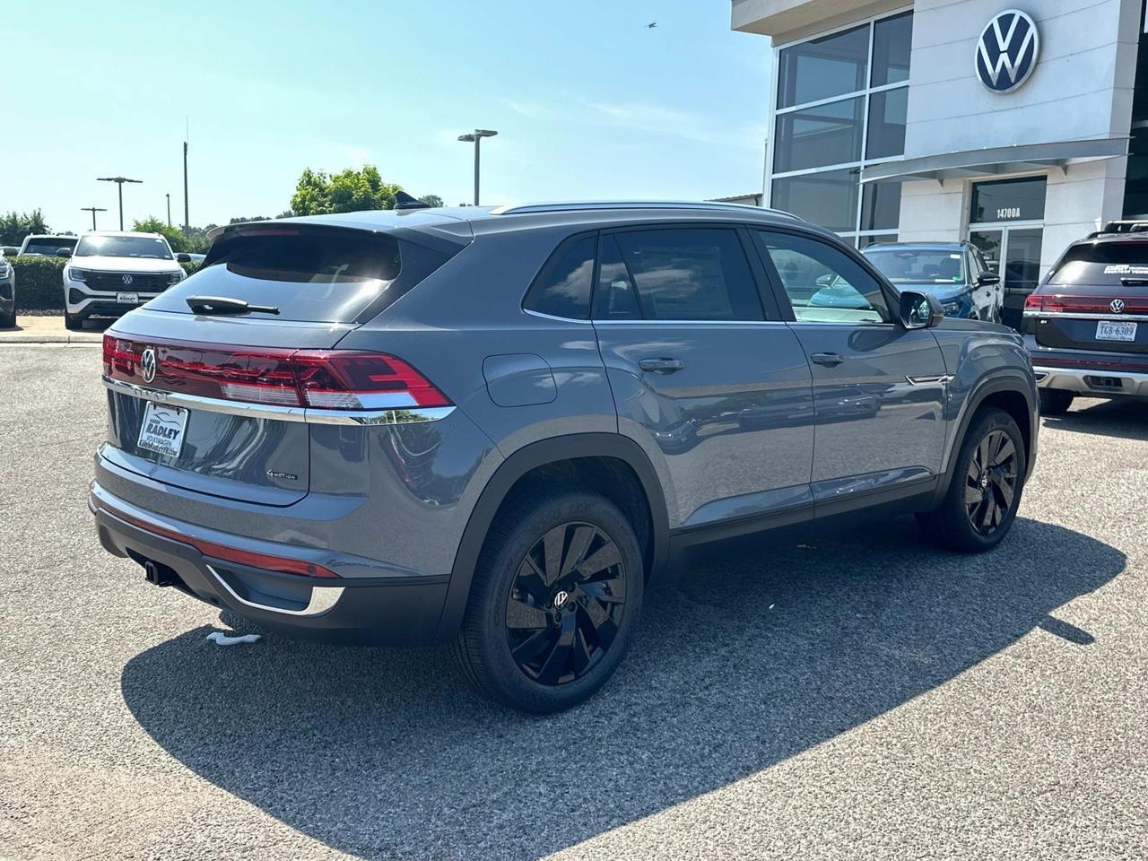 2025 Volkswagen Atlas Cross Sport 2.0T SE w/Technology Woodbridge VA