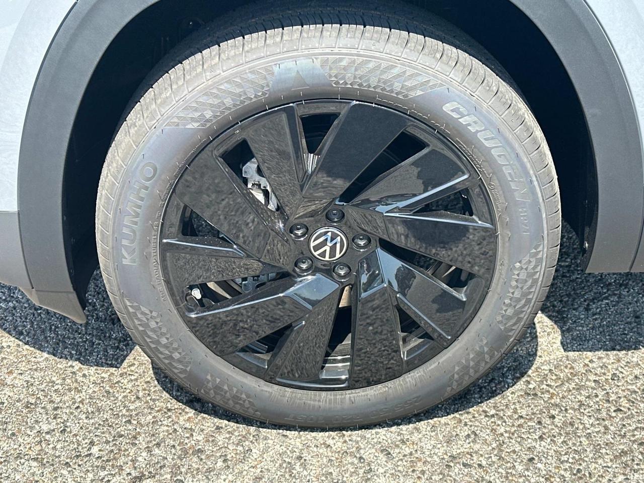 2025 Volkswagen Atlas Cross Sport 2.0T SE w/Technology Woodbridge VA