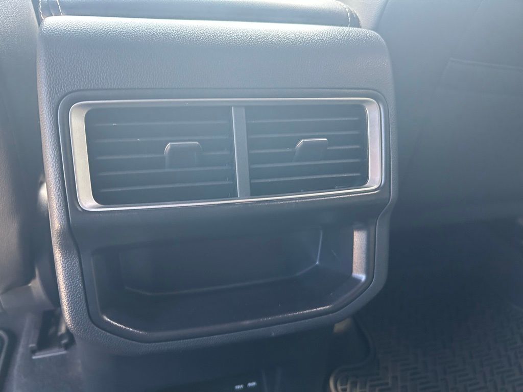 2025 Volkswagen Atlas Cross Sport 2.0T SE w/Technology Tampa FL