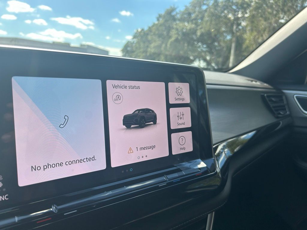 2025 Volkswagen Atlas Cross Sport 2.0T SE w/Technology Tampa FL