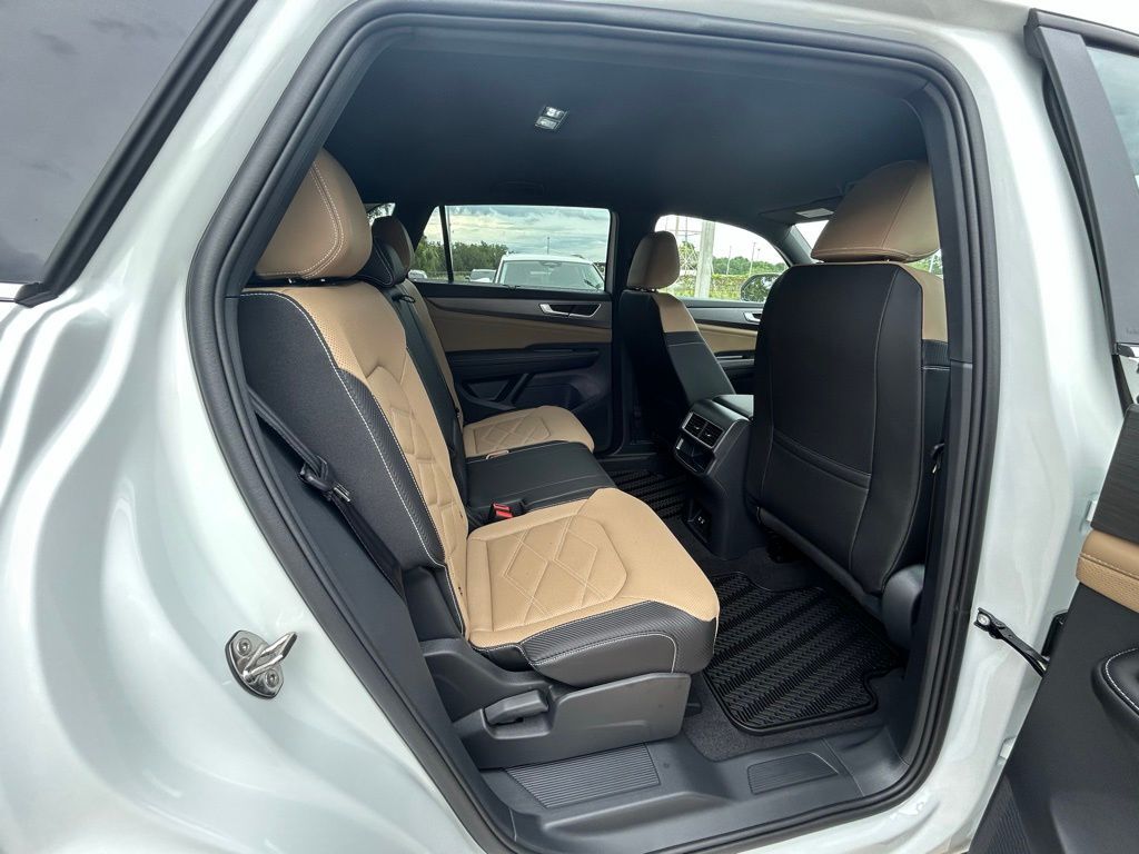 2025 Volkswagen Atlas Cross Sport 2.0T SE w/Technology Tampa FL