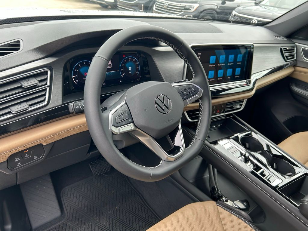 2025 Volkswagen Atlas Cross Sport 2.0T SE w/Technology Tampa FL