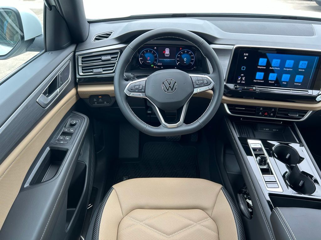 2025 Volkswagen Atlas Cross Sport 2.0T SE w/Technology Tampa FL
