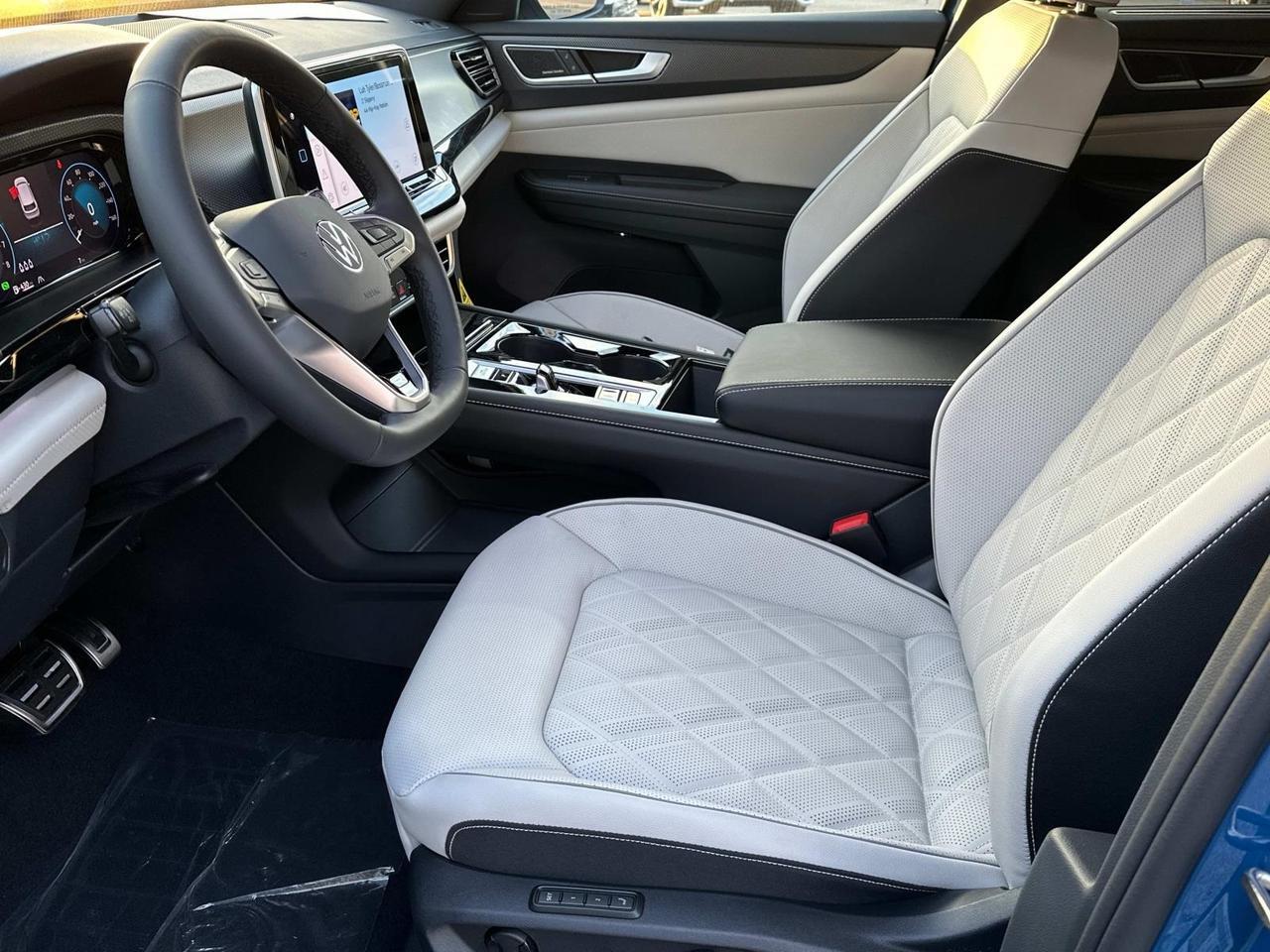 2025 Volkswagen Atlas Cross Sport 2.0T SEL Premium R-Line Woodbridge VA