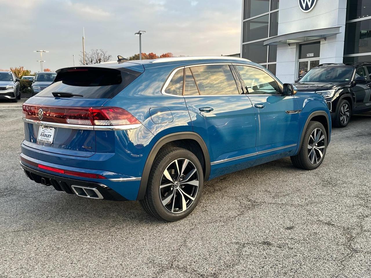 2025 Volkswagen Atlas Cross Sport 2.0T SEL Premium R-Line Woodbridge VA