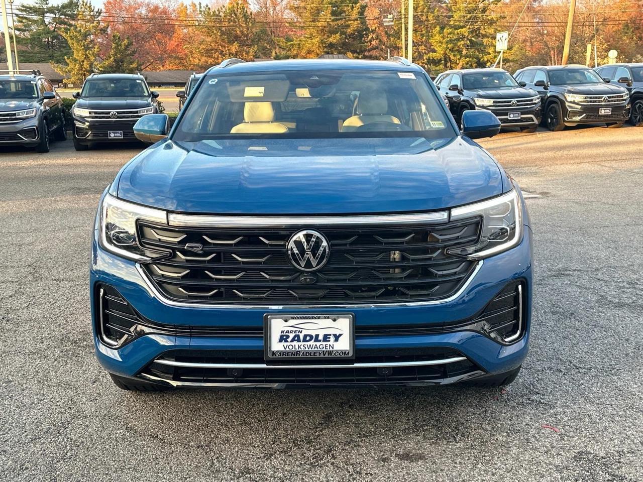 2025 Volkswagen Atlas Cross Sport 2.0T SEL Premium R-Line Woodbridge VA