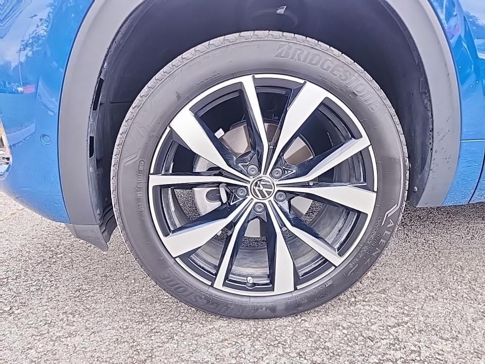 2025 Volkswagen Atlas Cross Sport 2.0T SEL Premium R-Line Tampa FL