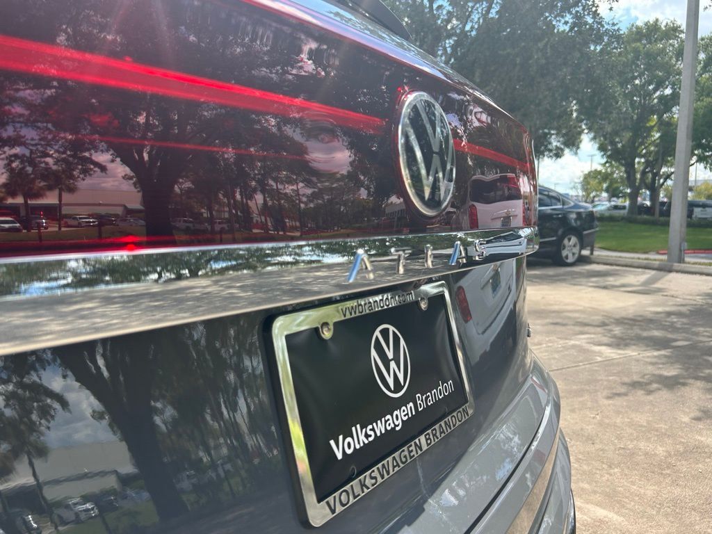 2025 Volkswagen Atlas Cross Sport 2.0T SEL Premium R-Line Tampa FL