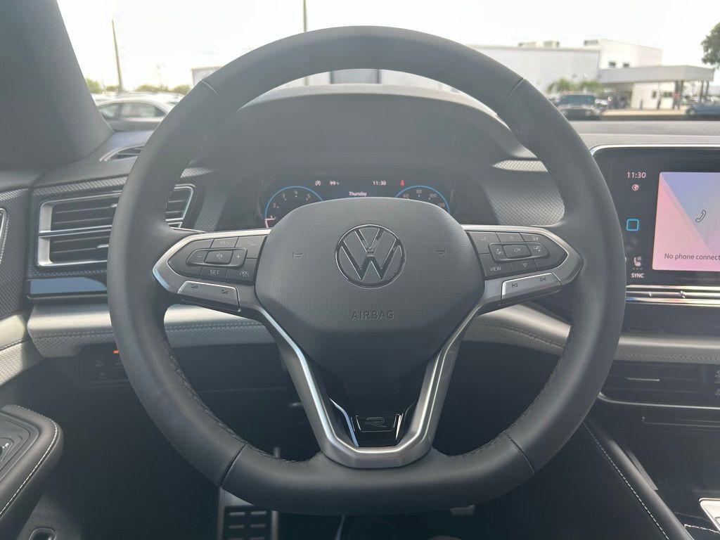 2025 Volkswagen Atlas Cross Sport 2.0T SEL Premium R-Line Tampa FL