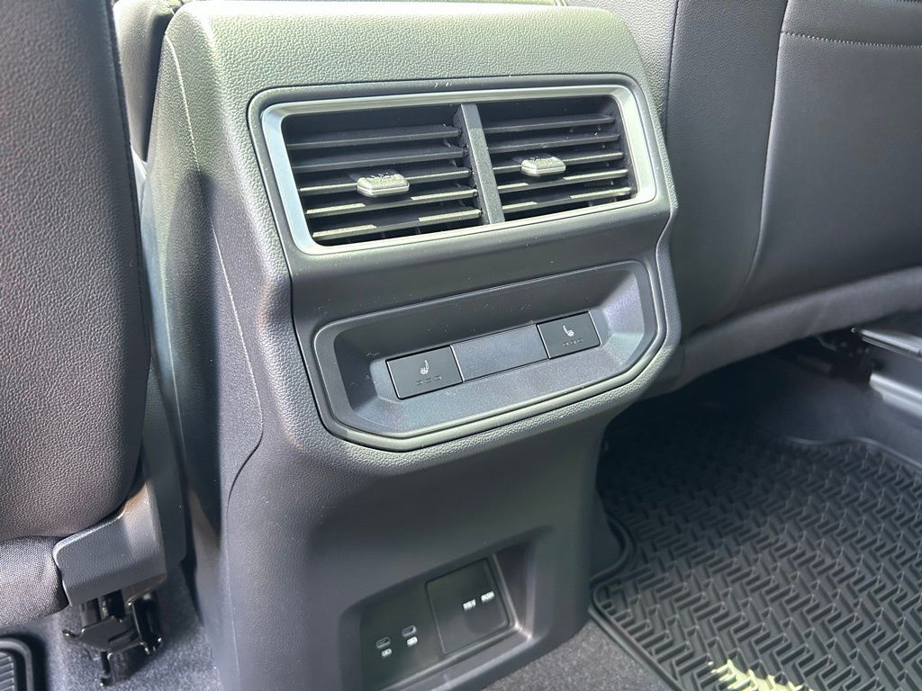 2025 Volkswagen Atlas Cross Sport 2.0T SEL Premium R-Line Tampa FL