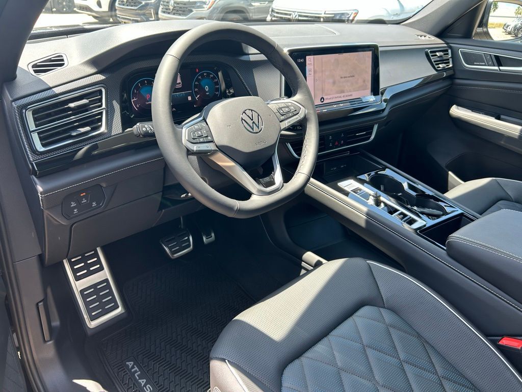 2025 Volkswagen Atlas Cross Sport 2.0T SEL Premium R-Line Tampa FL